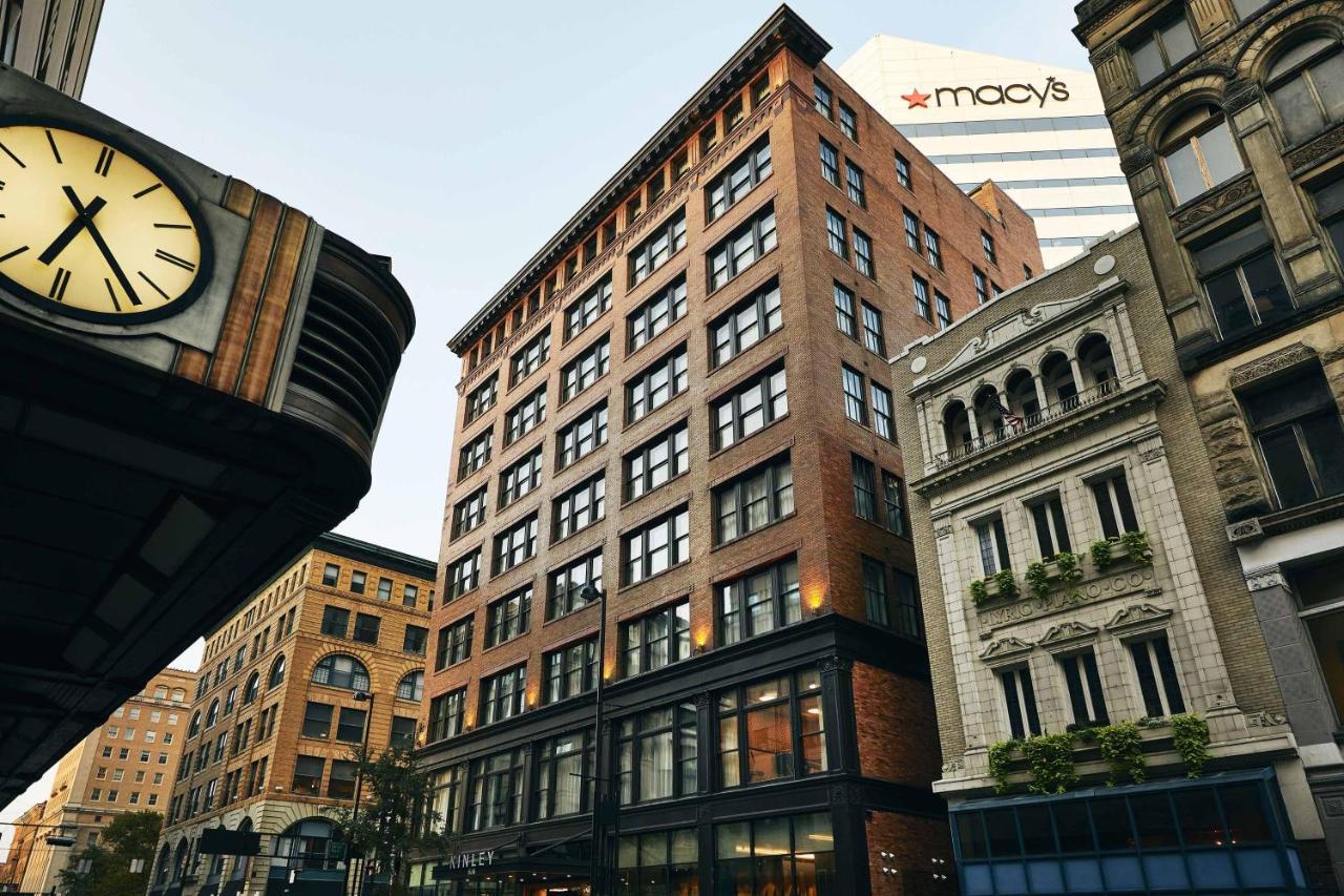 Kinley Downtown, A Tribute Portfolio Cincinnati